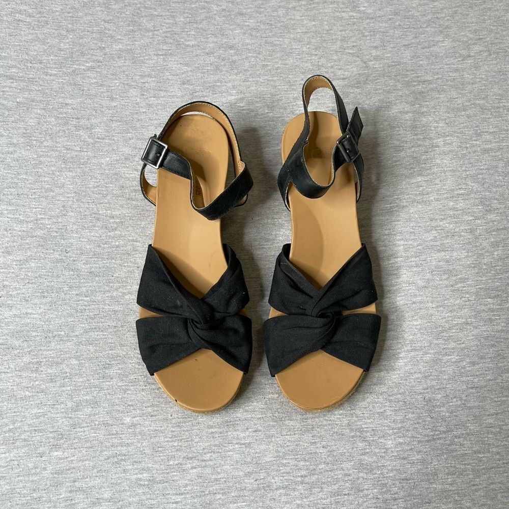 UGG Women’s Joslyn Espadrille Open-Toe Strappy Cork Wedge Sandals